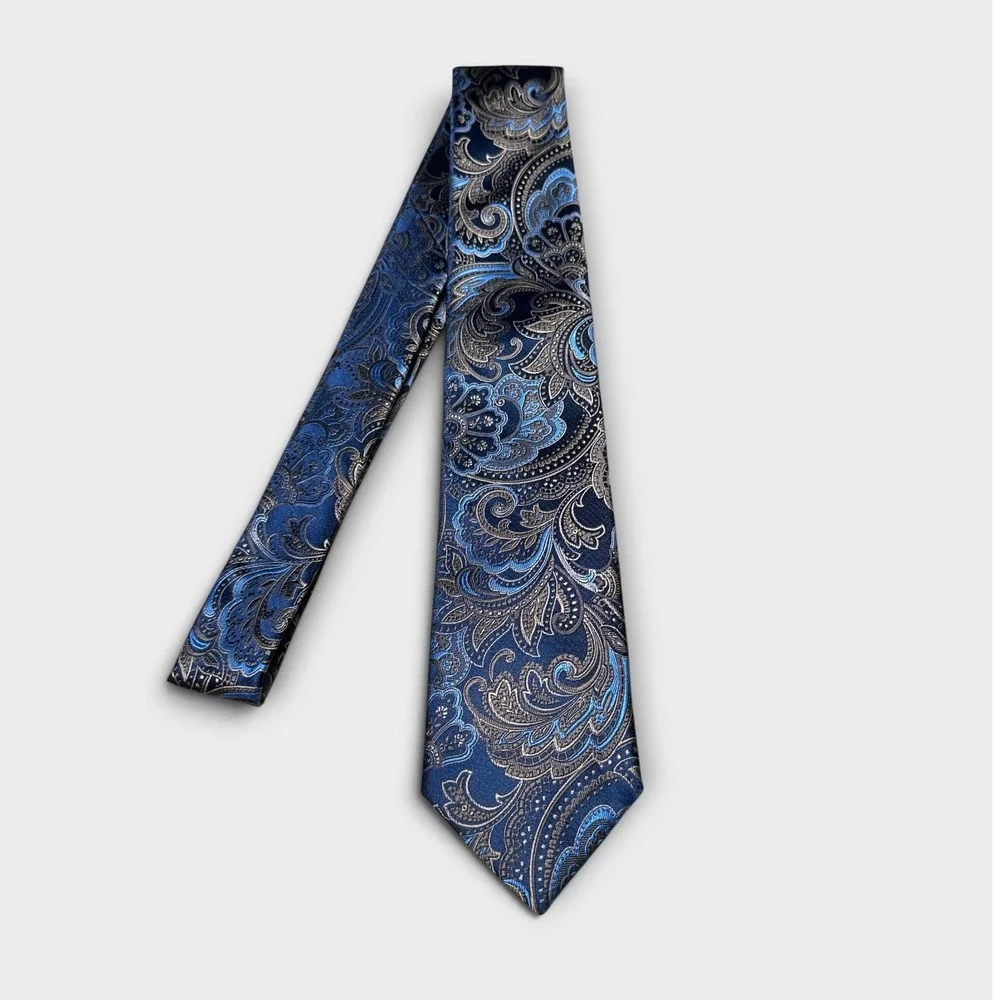 Tommy Hilfiger Mens Navy Blue Silver Paisley Woven Brocade Necktie 3.25